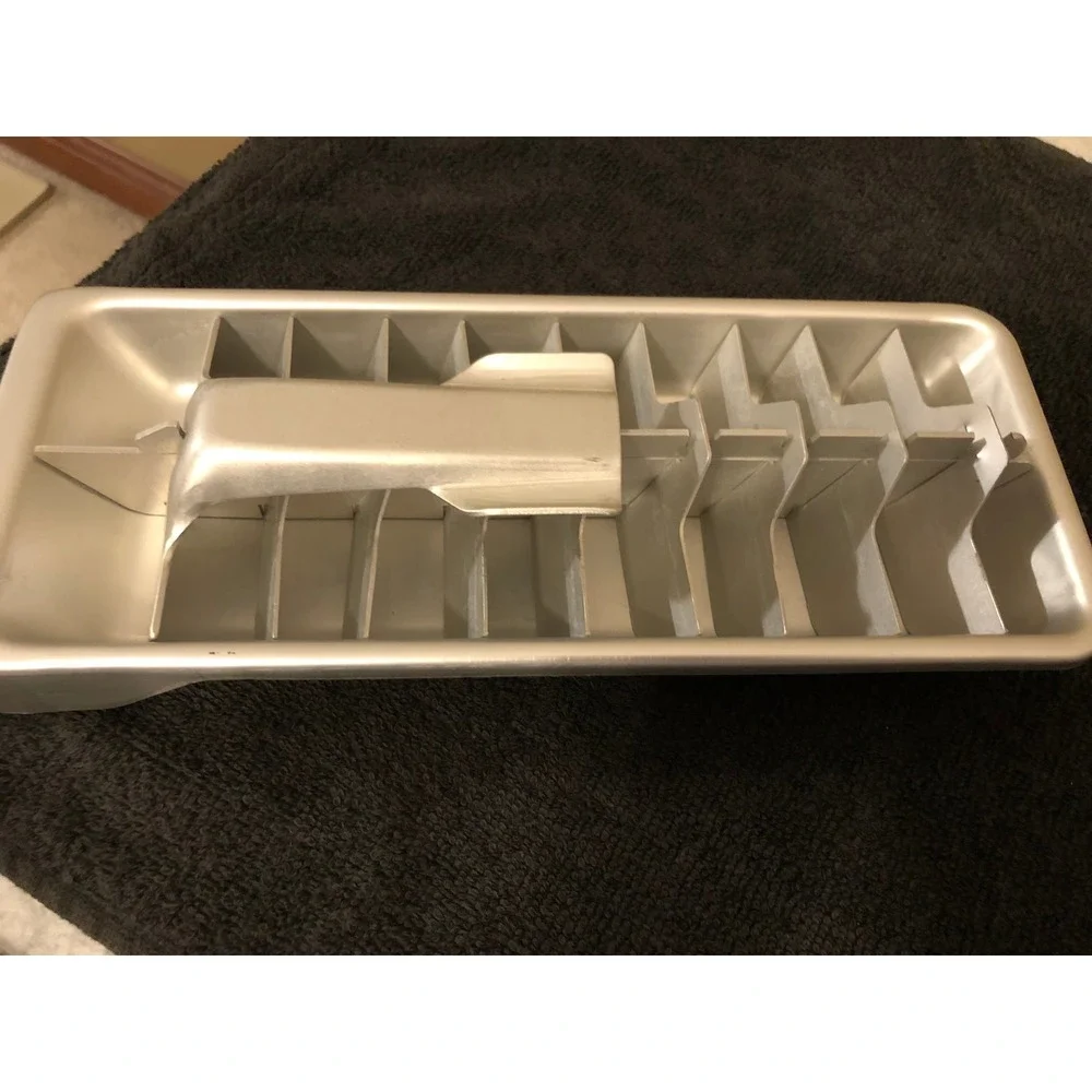 N/A vintage aluminum